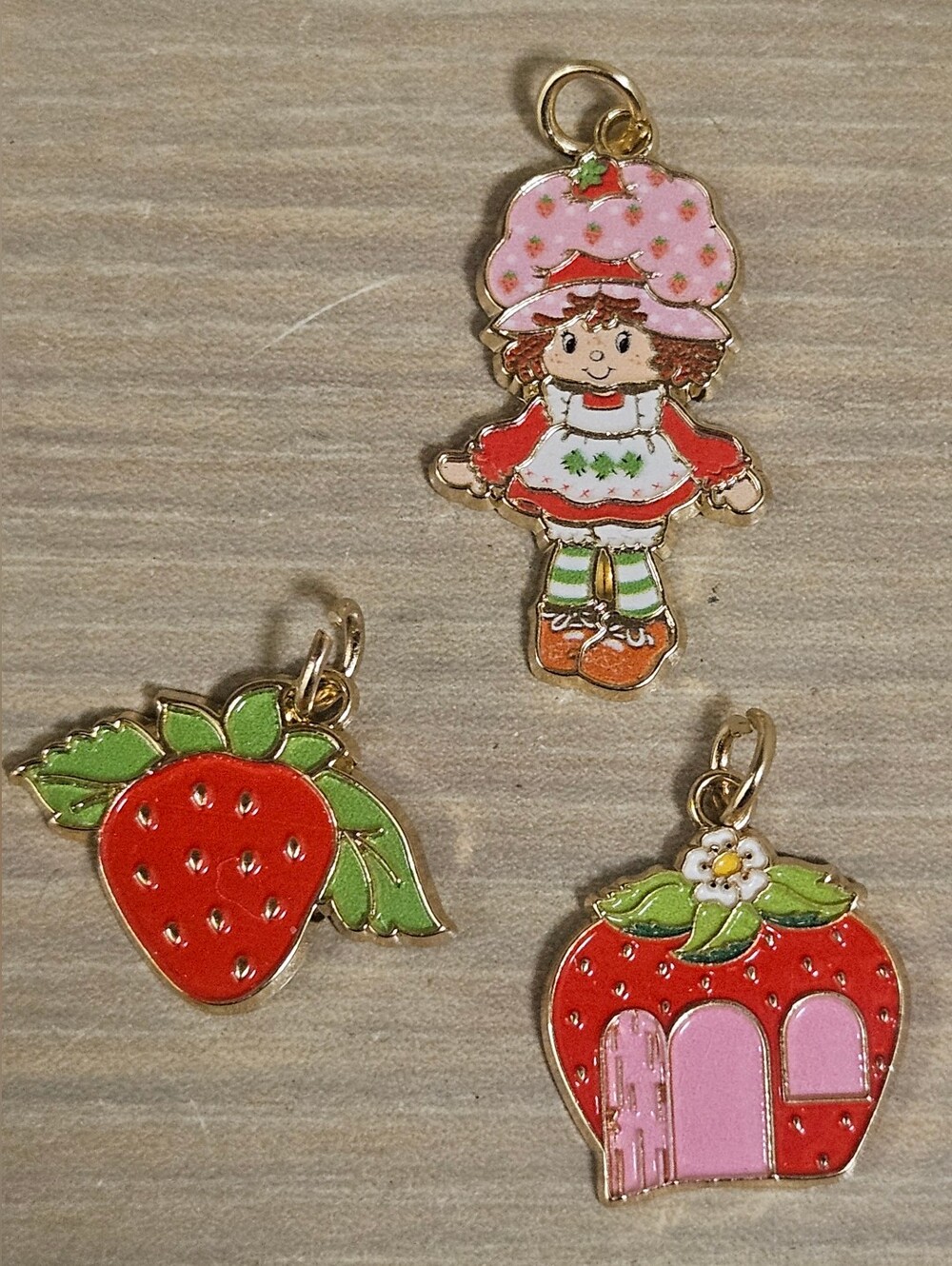 LOT OF 3 Strawberry Shortcake Pendants Charms Gold Tone Jewelry Making Dolll Set